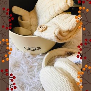UGG set
